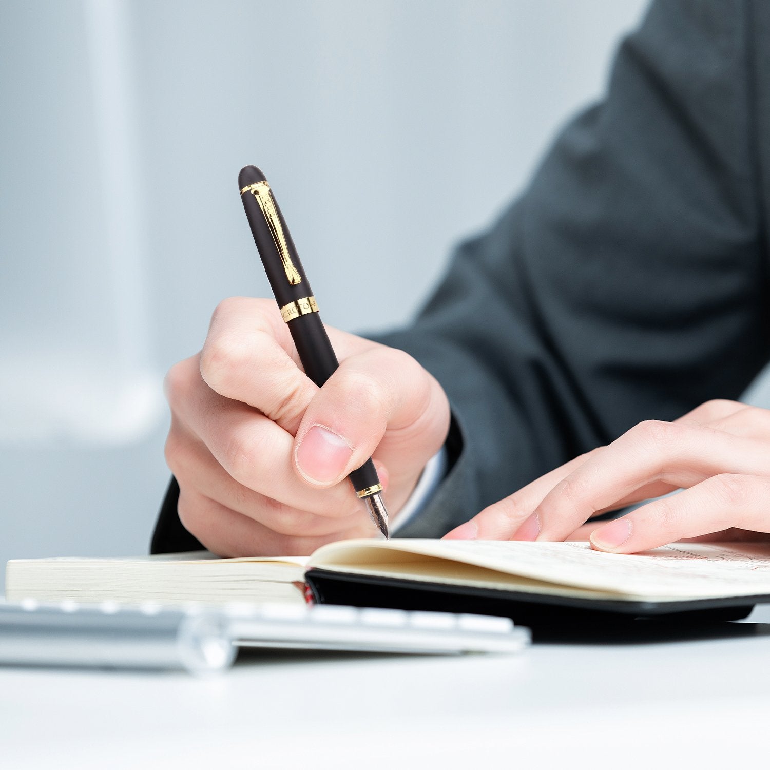 Croton Fountain Pen Matt Black - CROTON GROUP